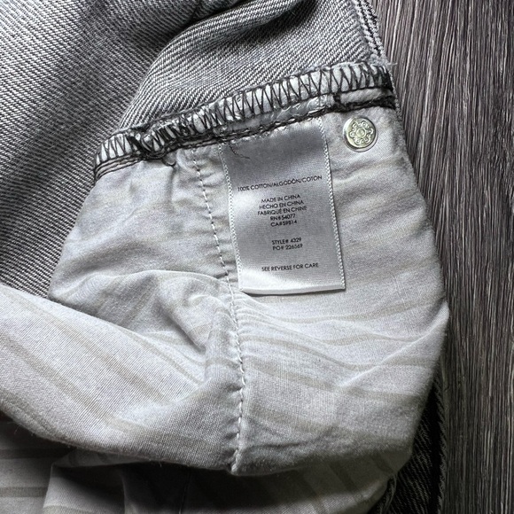 CABI jeans size 10 in good condition - Picture 10 of 10